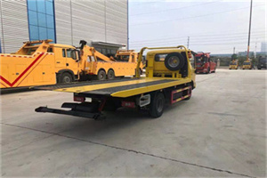 康保非事故拖车